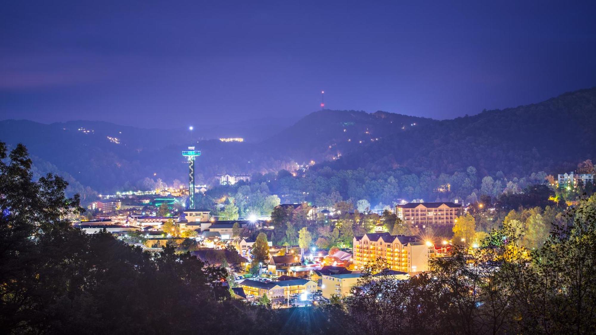 Papa Bear, Hot Tub, Wifi, 1089 Free Tickets Each Paid Day, Dollywood And More Sevierville Exterior foto
